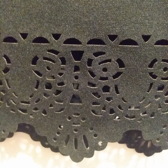 NWT Laundry by Shelli Segal lace cut trim skirt $188 retail size 18w - Picture 4 of 9